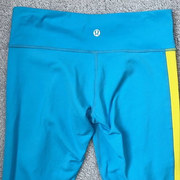 Lululemon Amped Crop Spry Blue / Sizzle / Love Red 4 - Picture 9 of 9